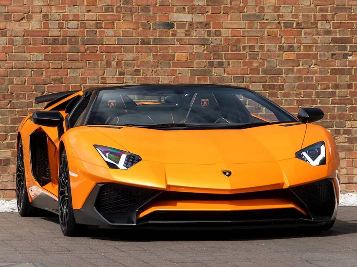 Lamborghini lp750