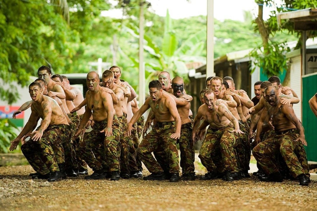 Танец новозеландцев хака