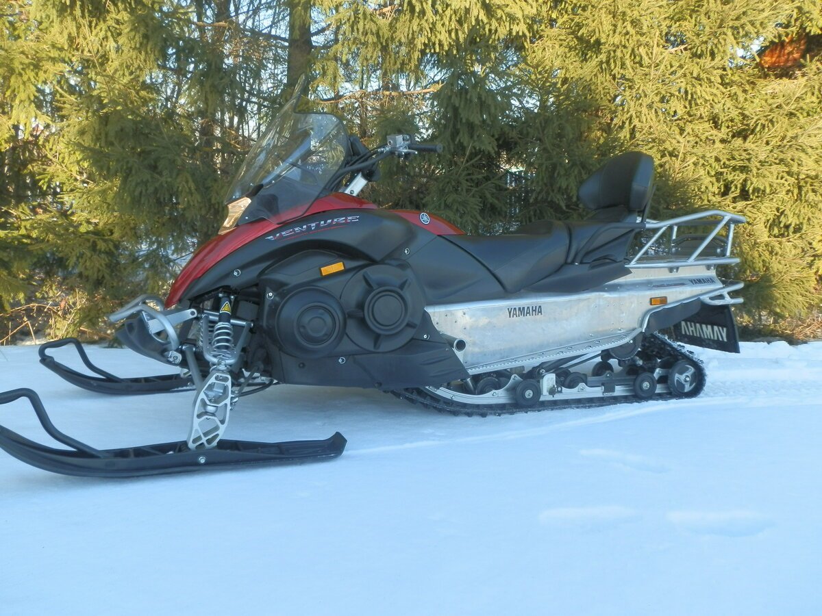 Yamaha Venture Multi purpose