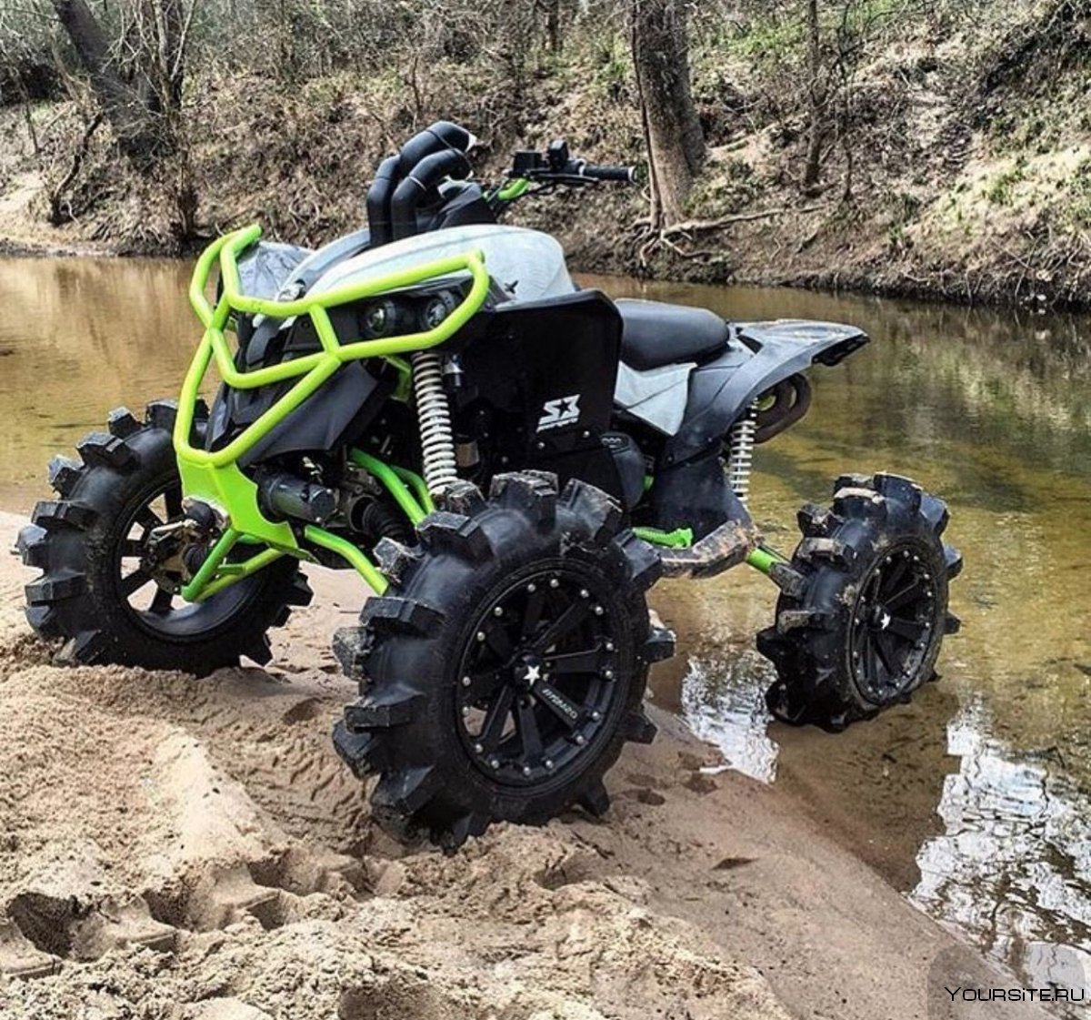 BRP Renegade 1000 без колеса