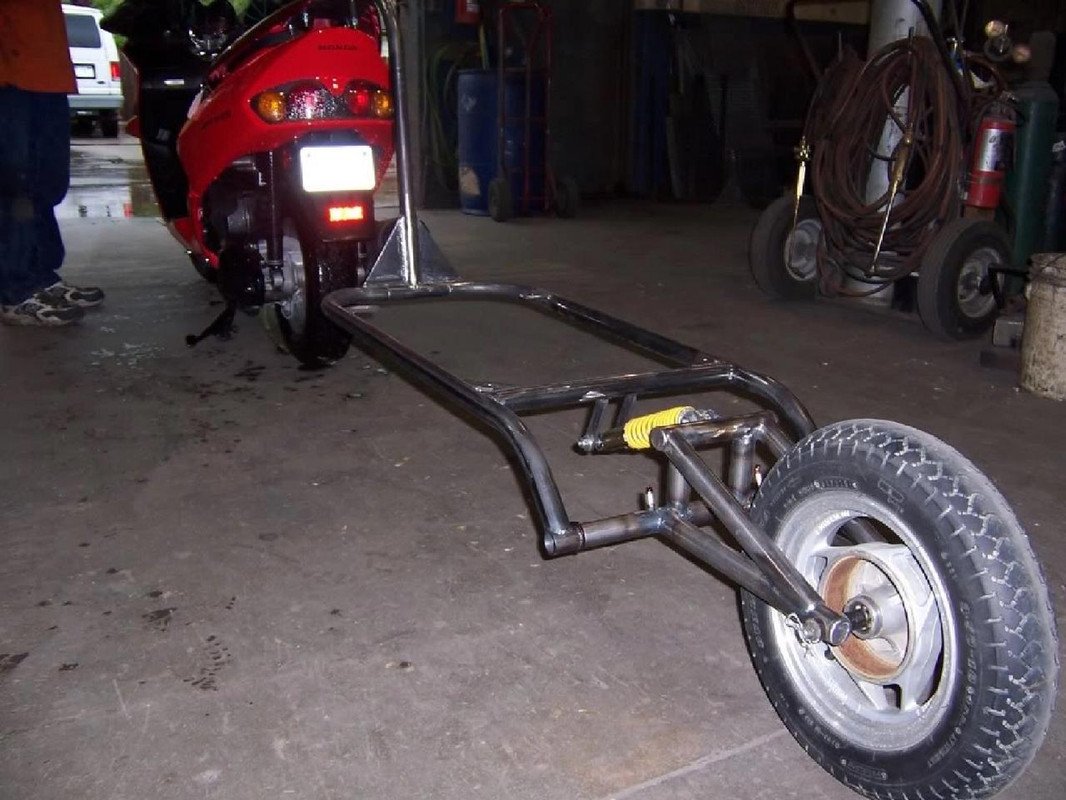 Одноколесный прицеп для скутера