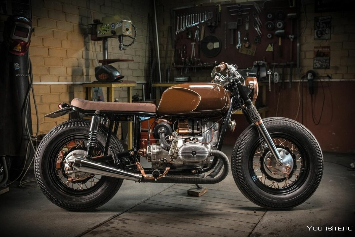 Cafe Racer Урал Днепр