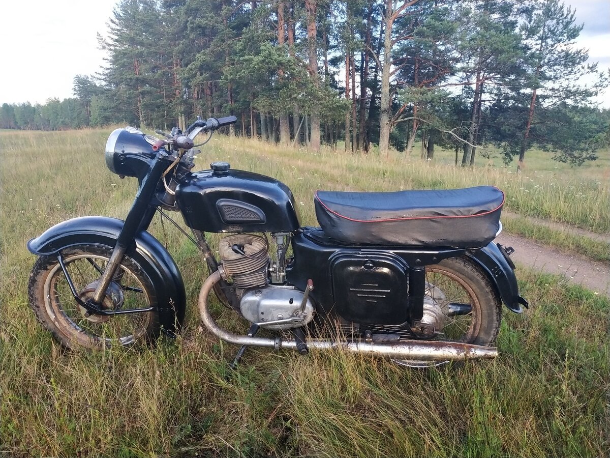 Мотоцикл Ковровец к-175