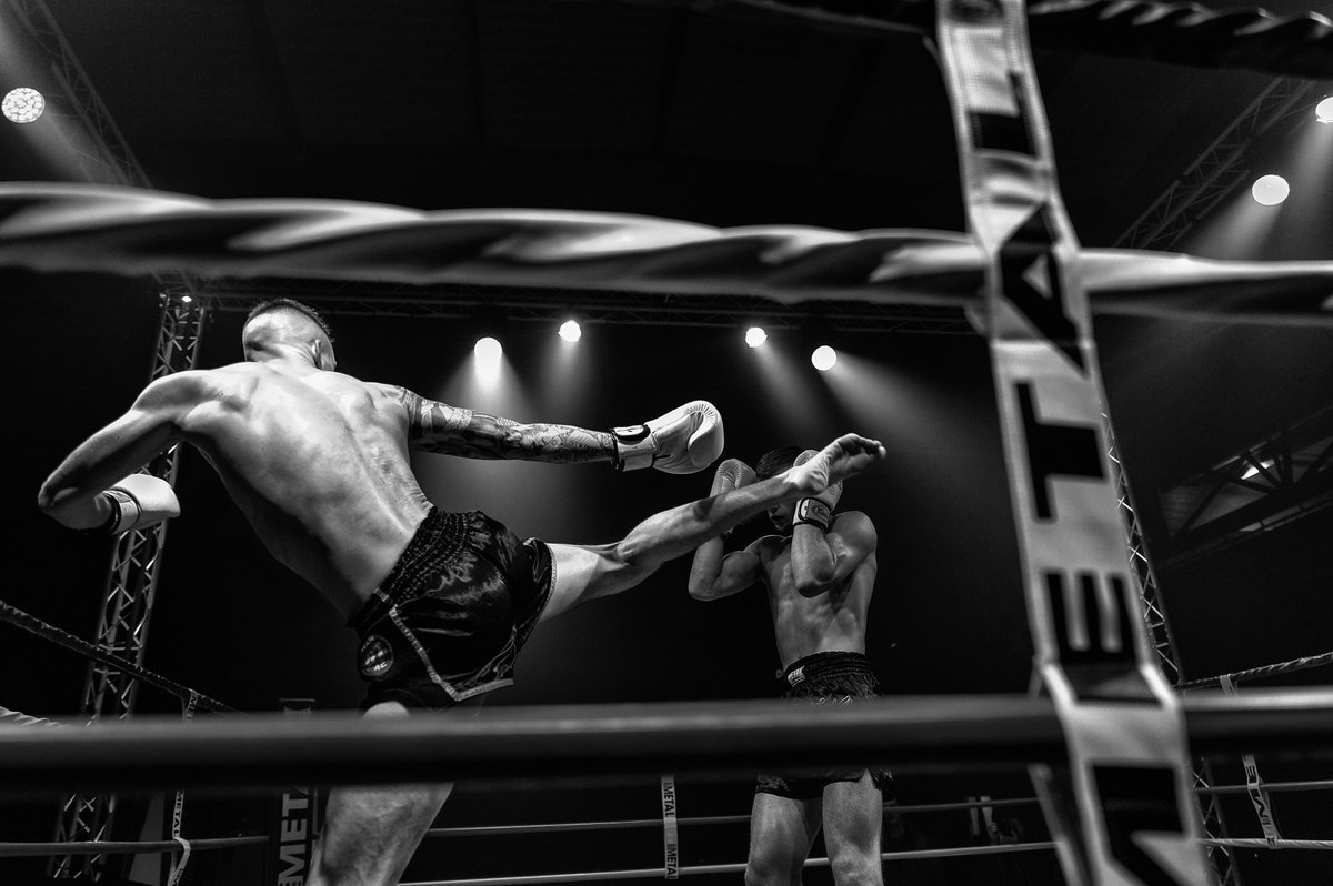 Кикбоксинг и тайский бокс