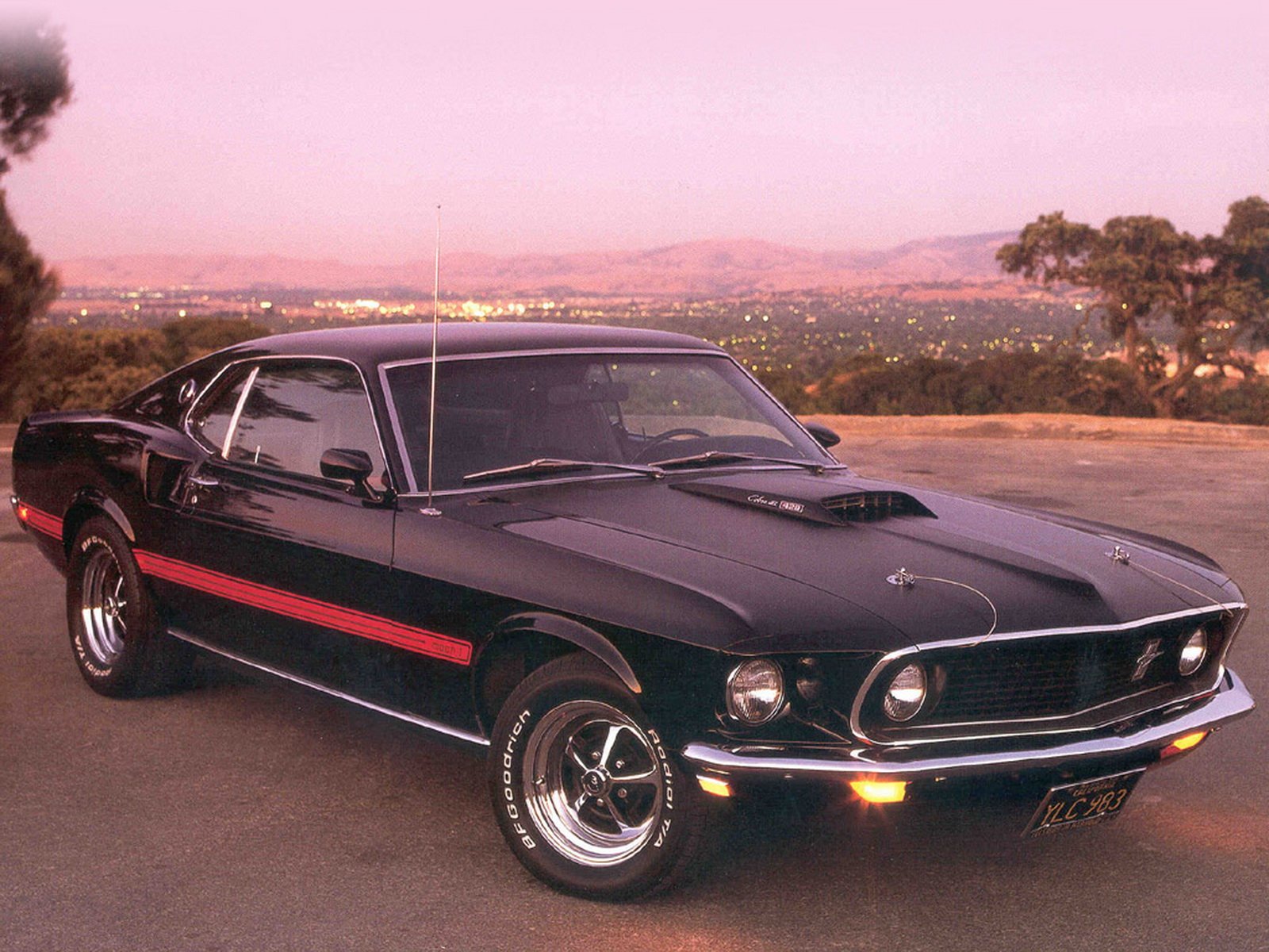 Мустанги сша. Форд Мустанг 90. Mustang 1969. Форд Мустанг 80-х. Форд Мустанг 1980-1990.