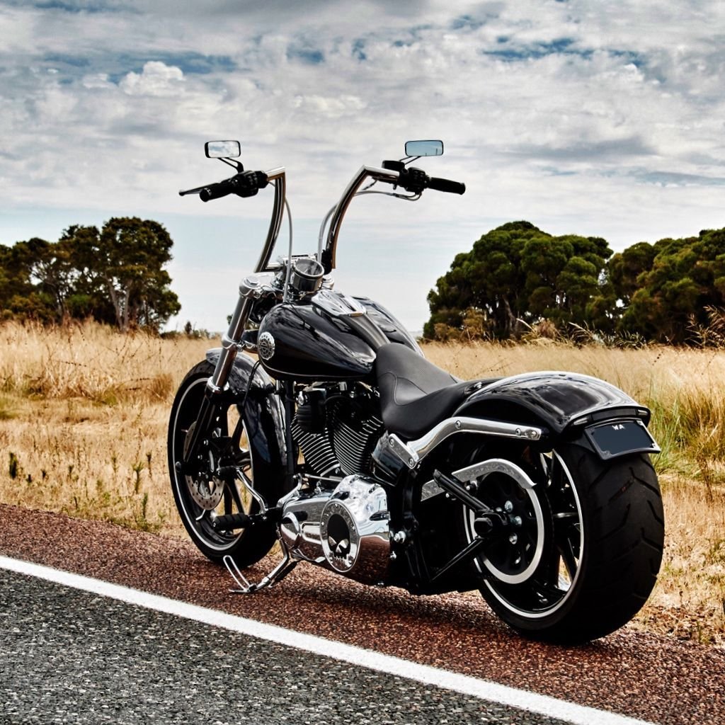 Чоппер Harley Davidson Breakout
