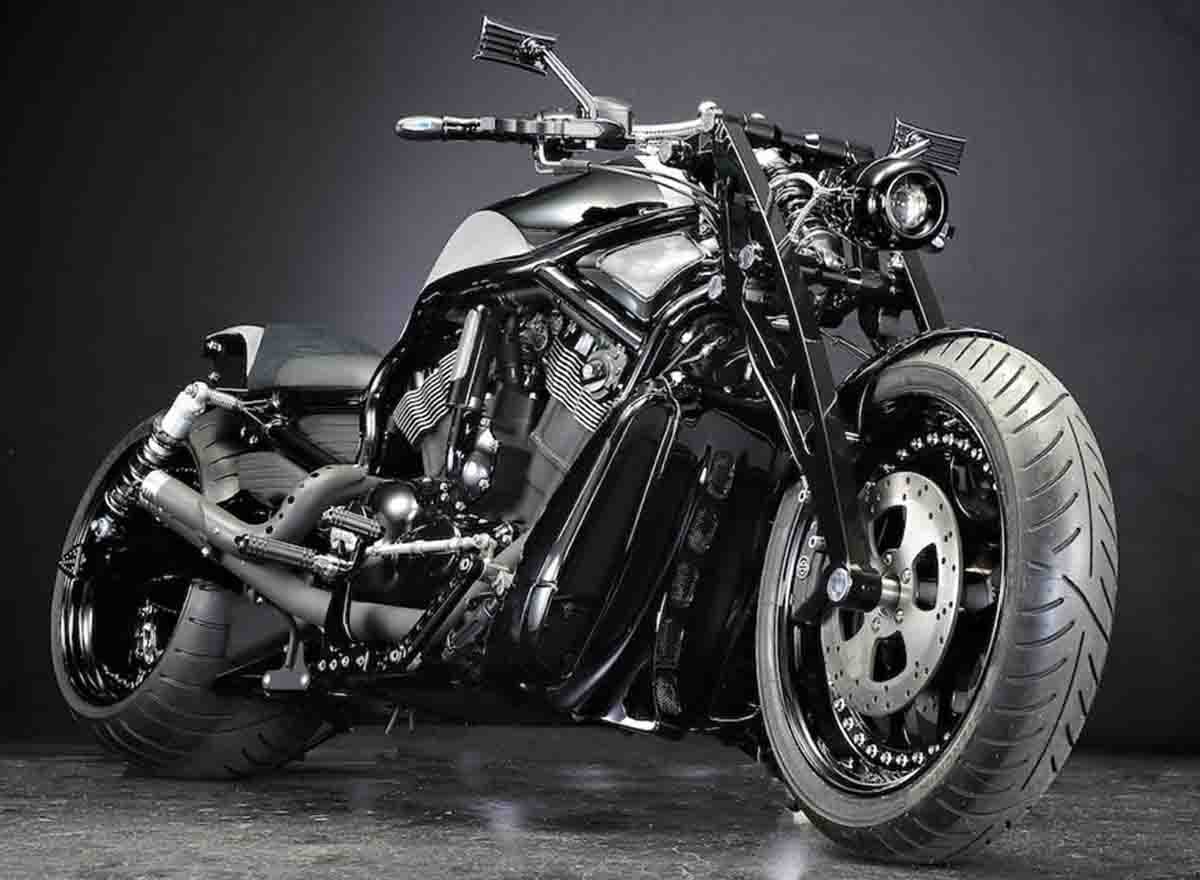Мотоцикл Harley Davidson
