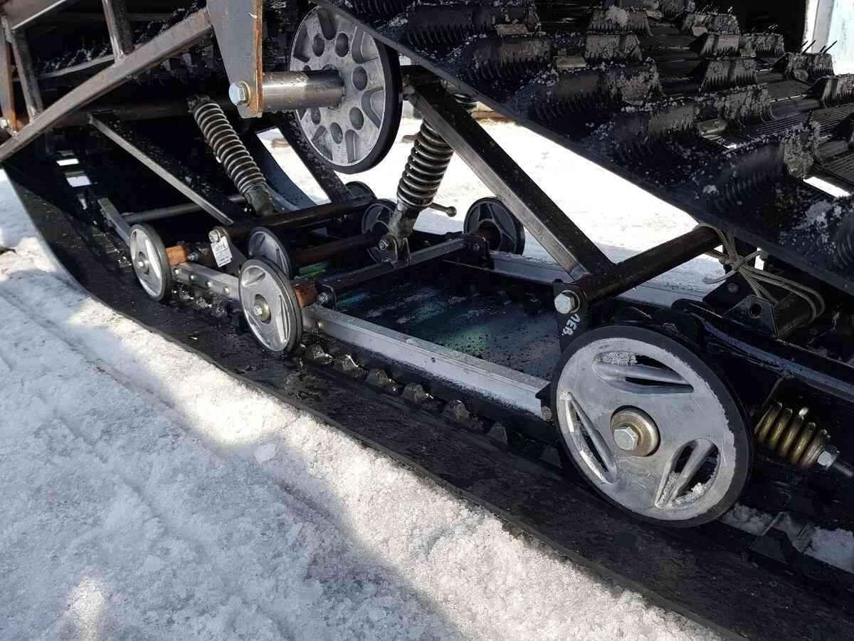 Снегоход с Раздельной гусеницей Yamaha