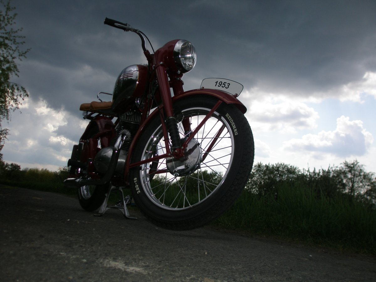 Обои мотоцикл Ява 350