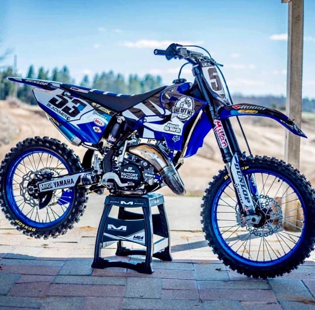 Кроссовый мотоцикл Yamaha