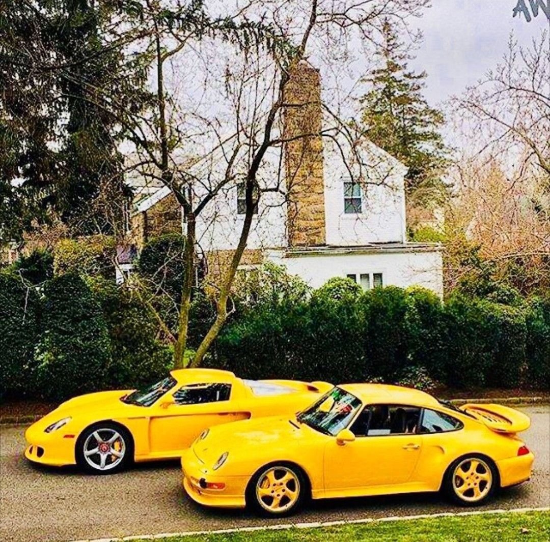 Porsche 911r Yellow