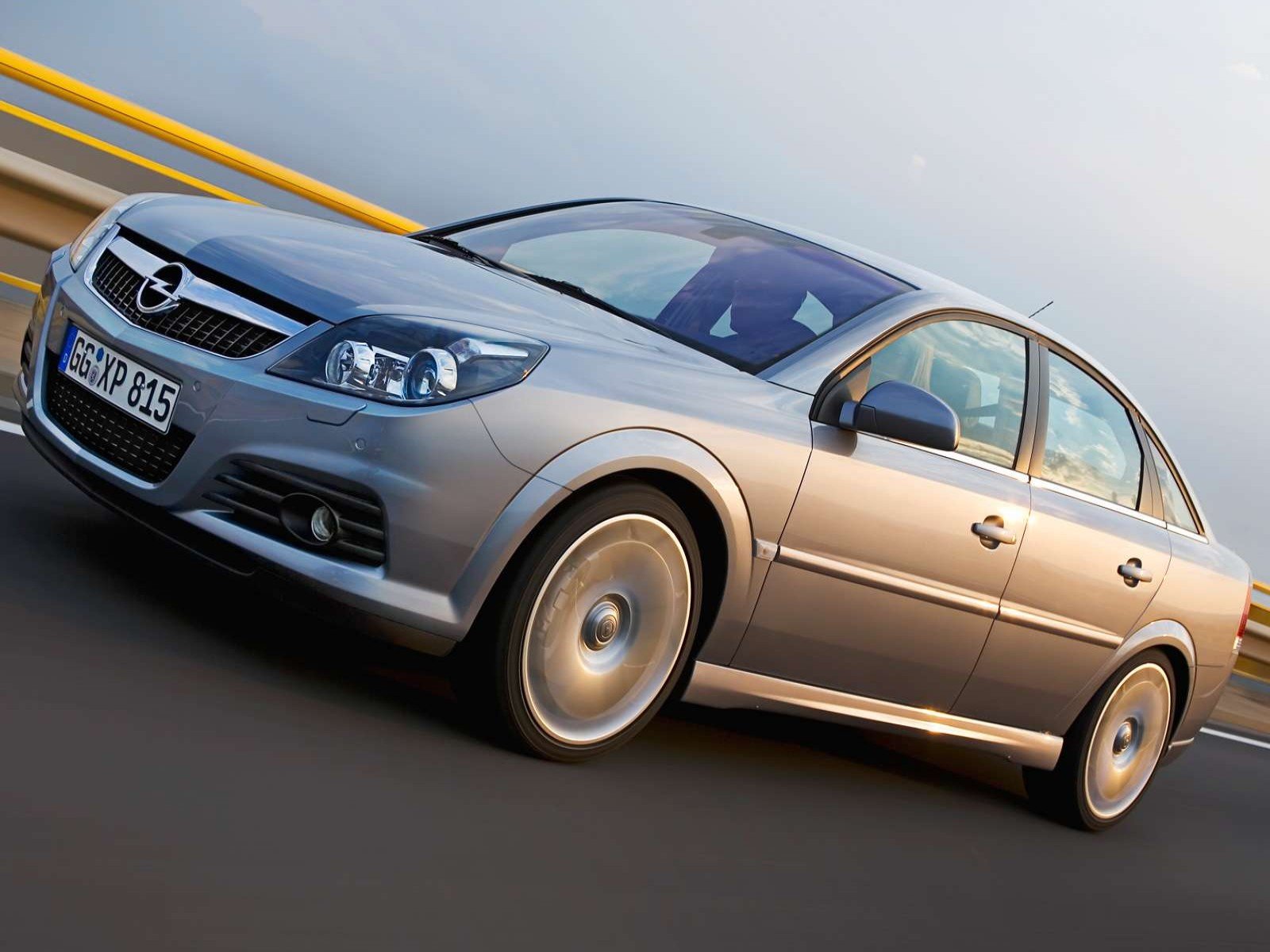 Opel Vectra 1.8. Опель Вектра с 1.8 2006. Опель Вектра с 2.2 2006. Опель Вектра с 1.8 хэтчбек.
