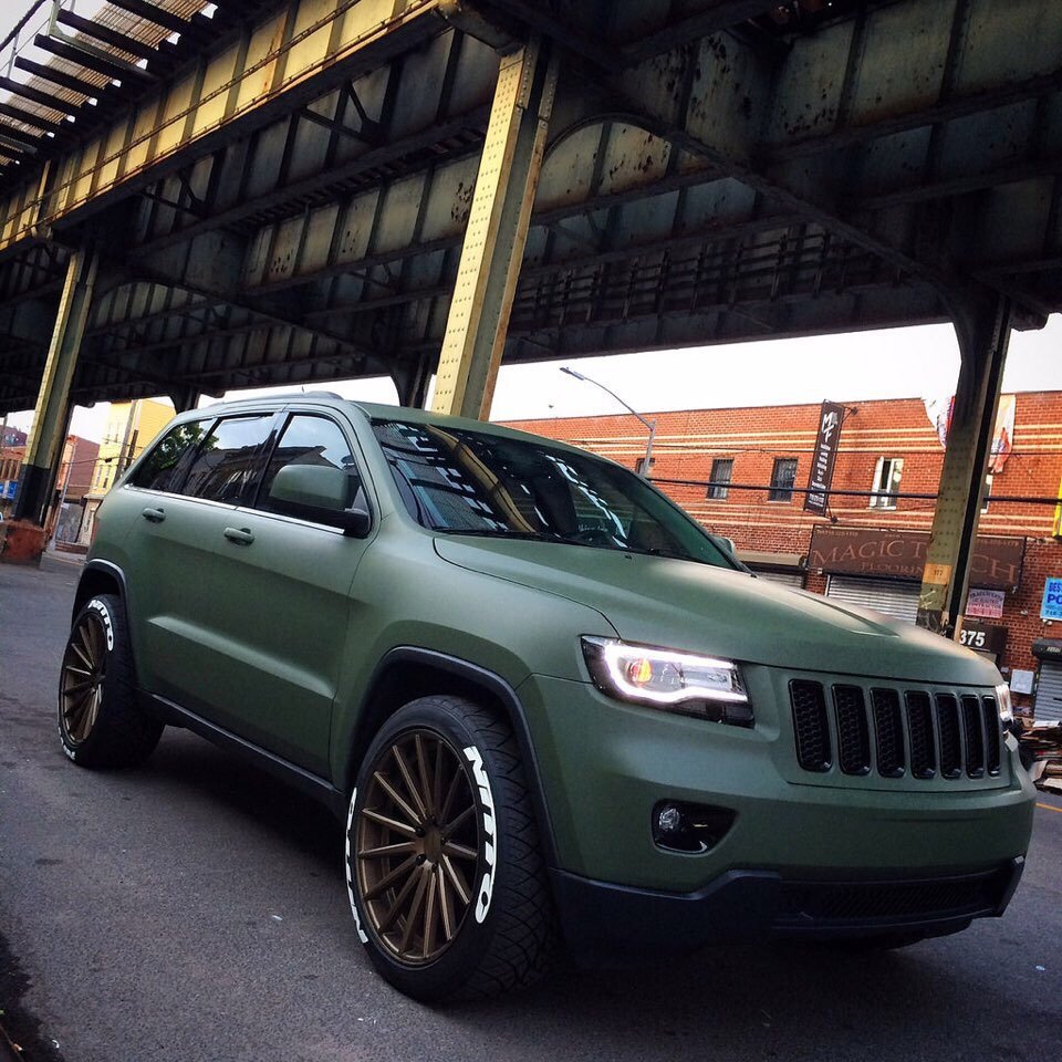 Jeep Grand Cherokee wk2 Green