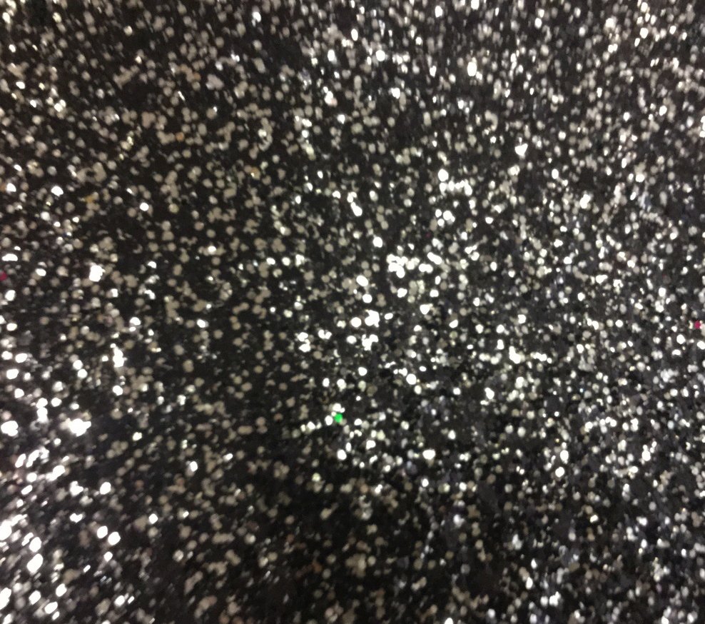 Черный Титан с блестками