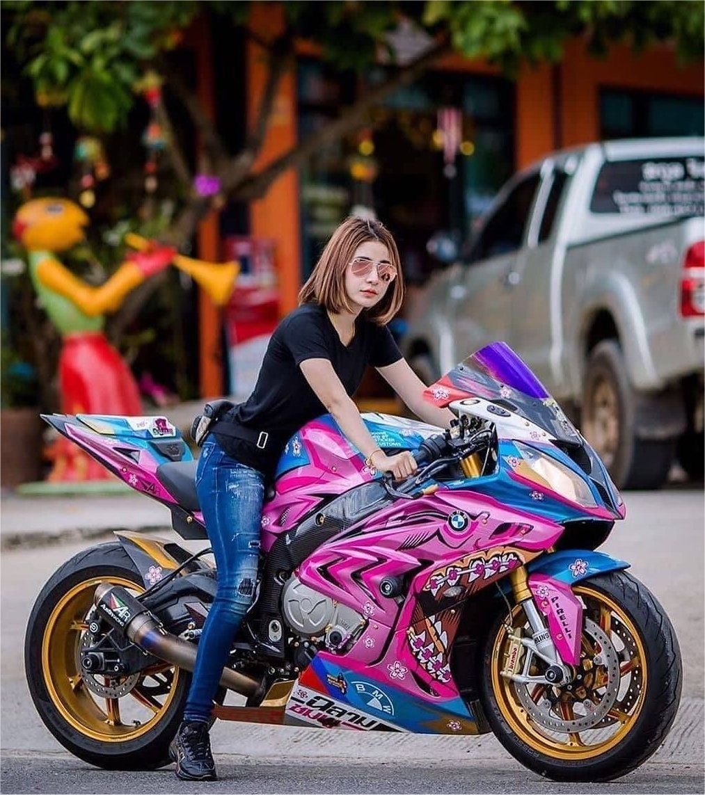 Санкт Петербург мотоцикл девушка