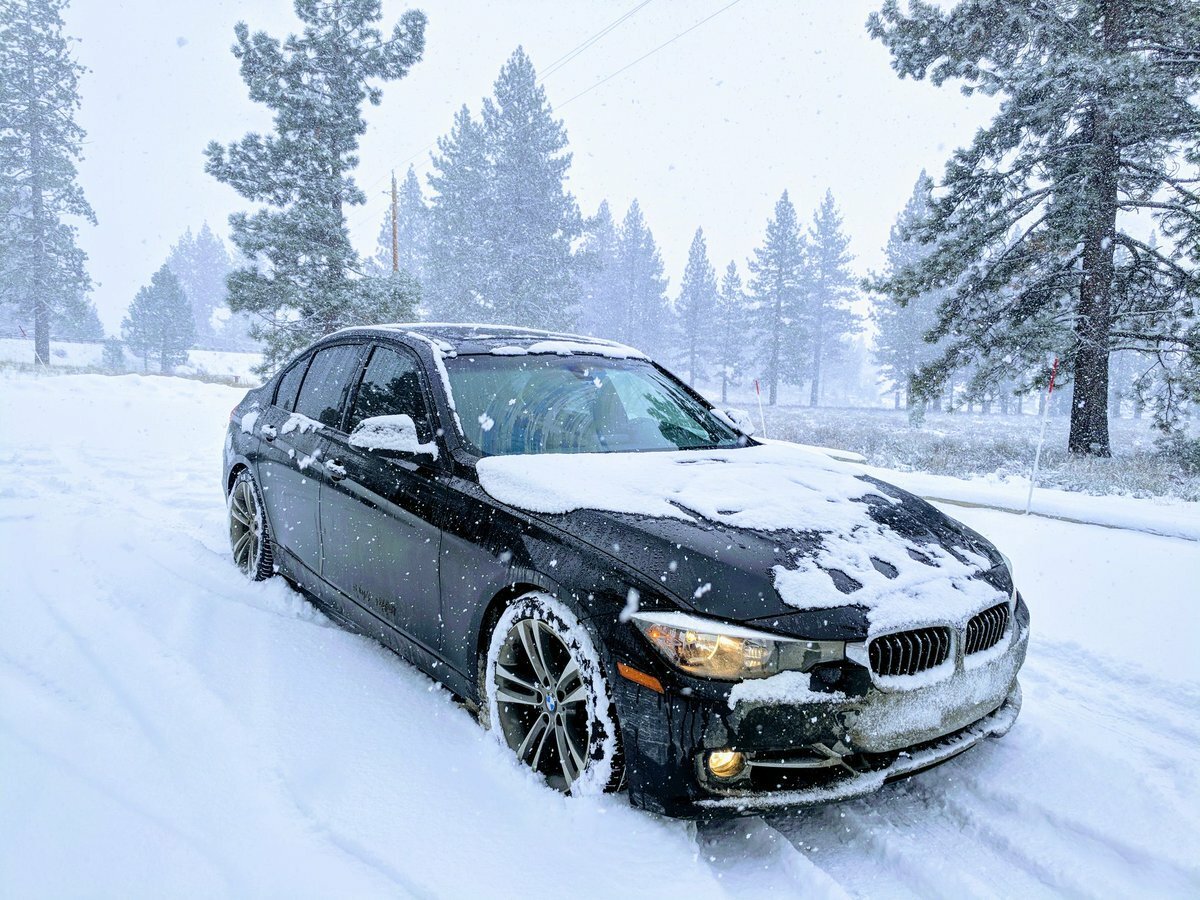 BMW f90 m5 снег