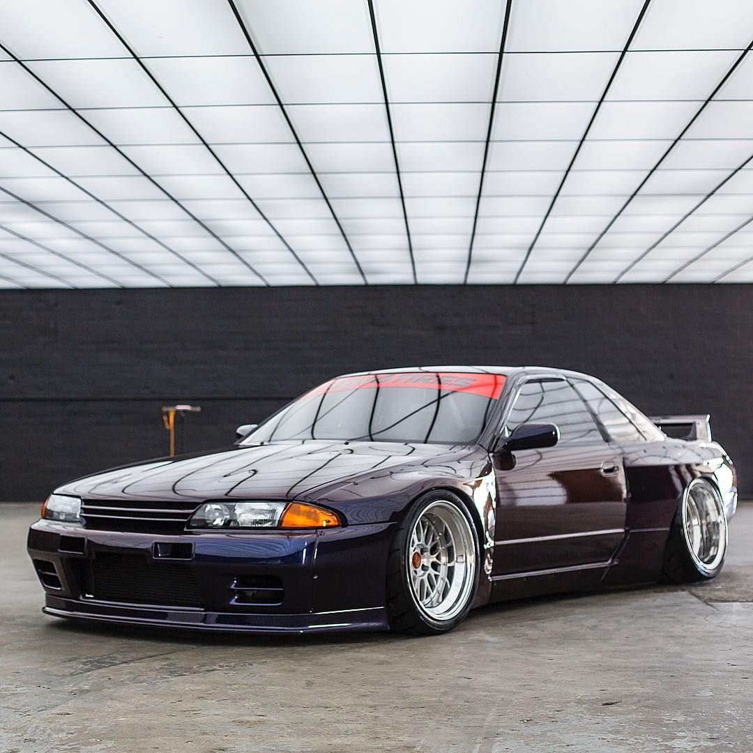 Nissan Skyline r32
