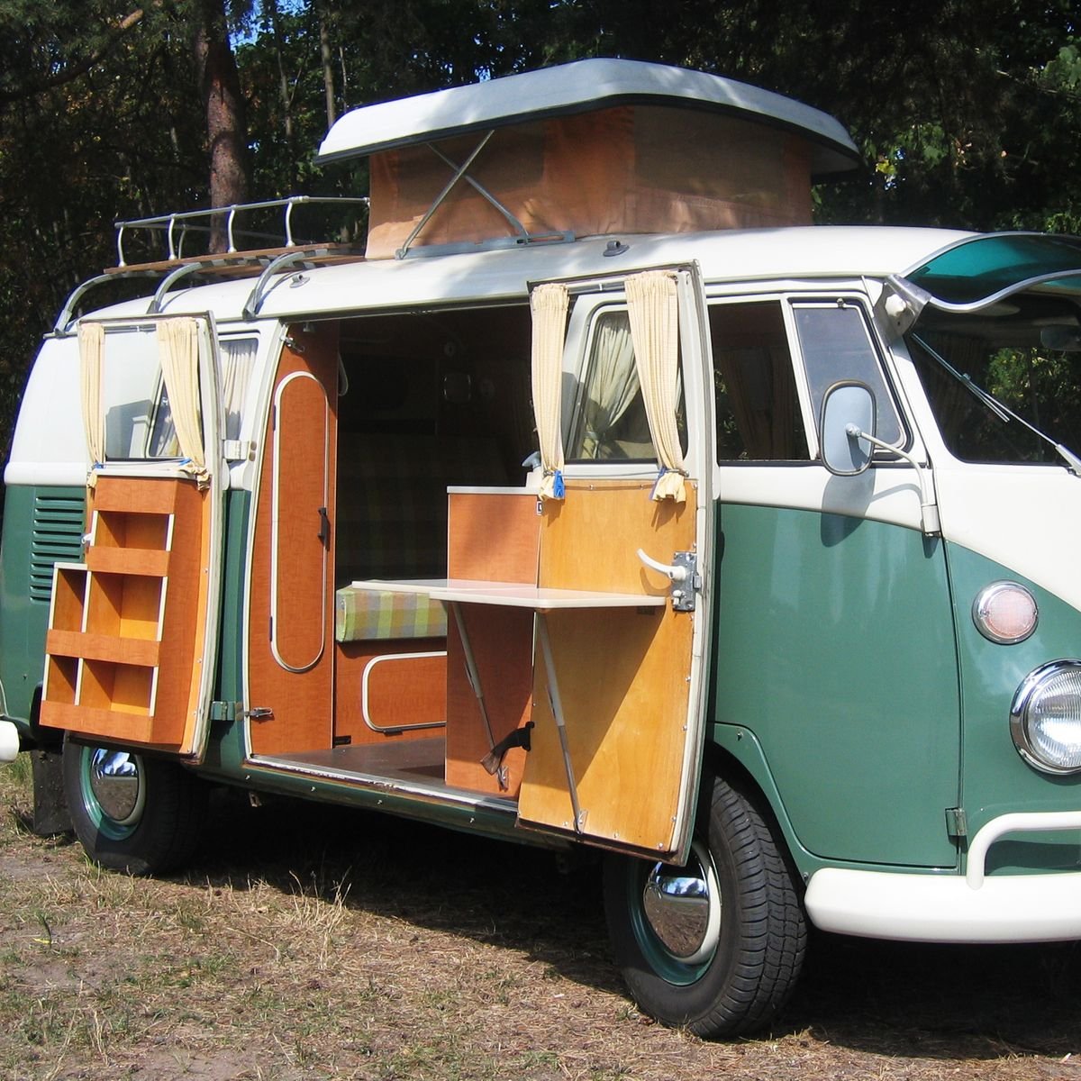 Volkswagen Transporter t1 кемпер