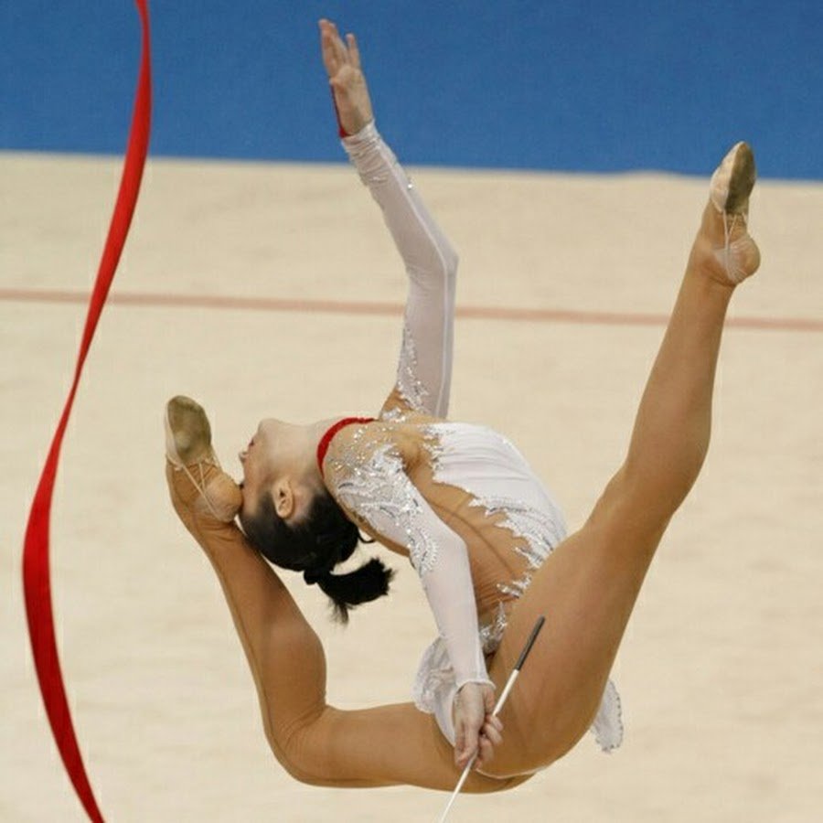 Анна Бессонова гимнастка прыжки