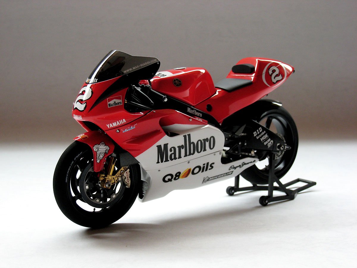 Yamaha yzr500