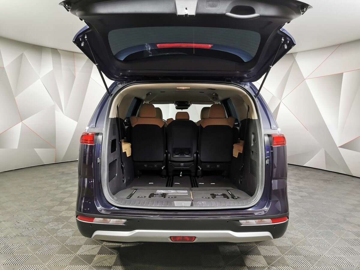 Kia Carnival купить в Москве цена