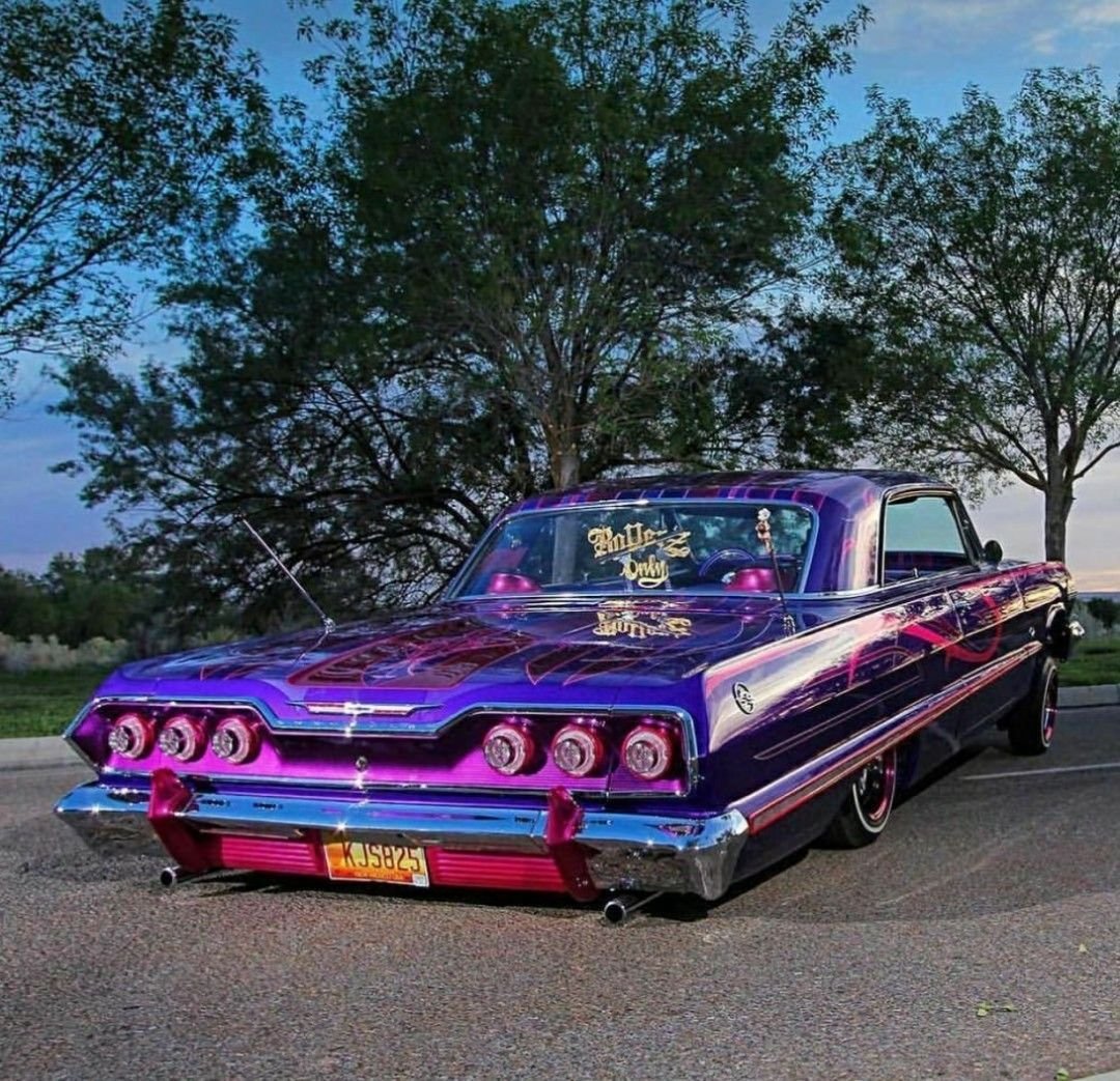 Chevrolet Impala лоурайдер