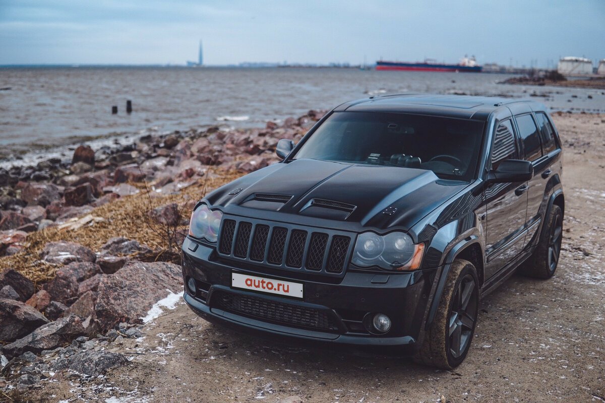 Jeep Grand Cherokee srt8 wk1