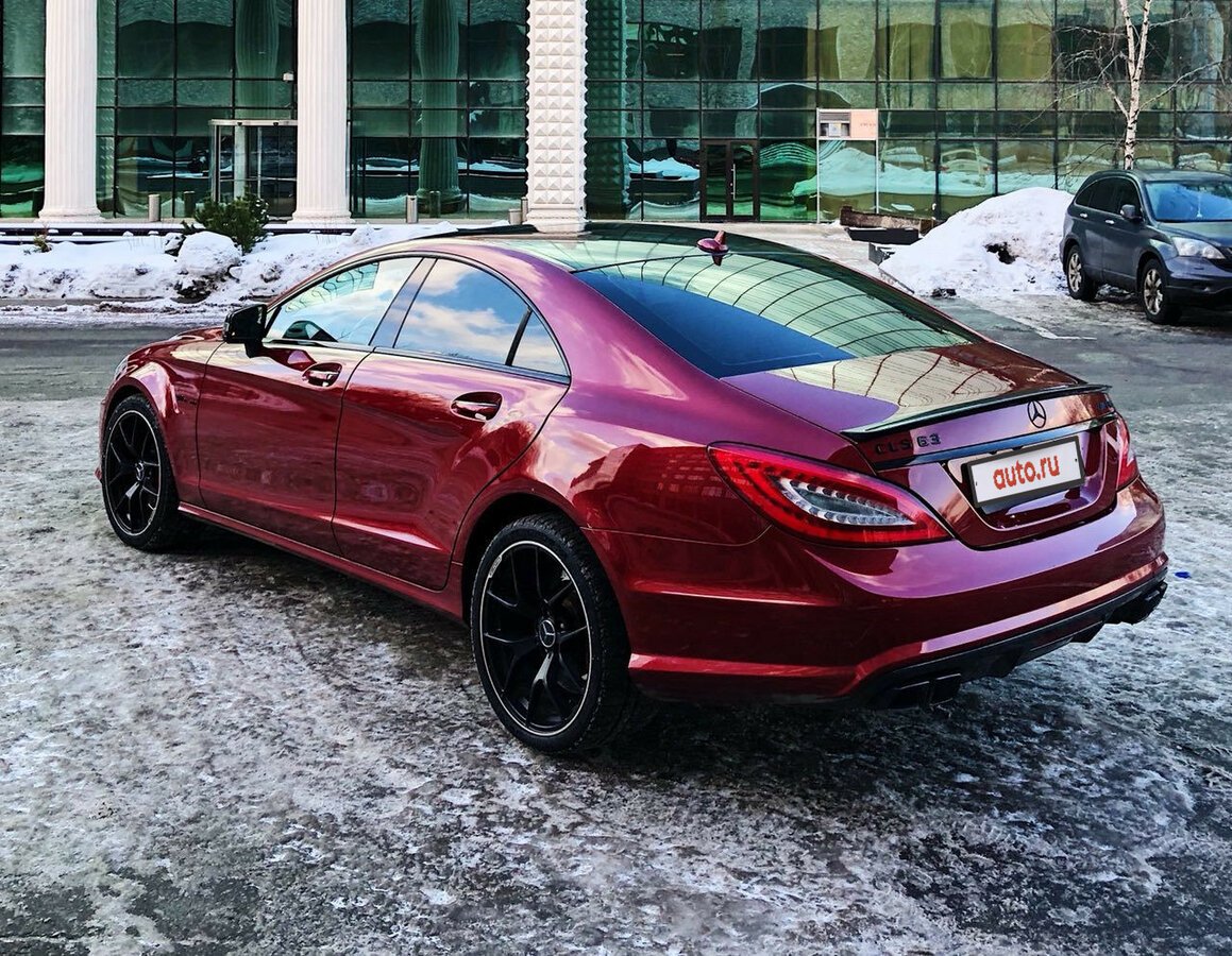 Мерседес CLS 63 AMG красный