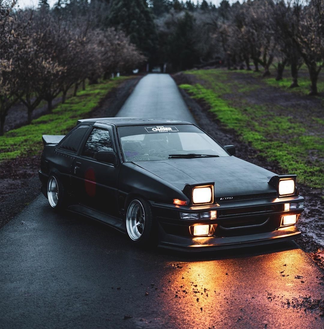 Toyota ae86 hachiroku