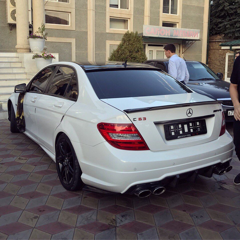 Mercedes c63 AMG w204 Дагестан