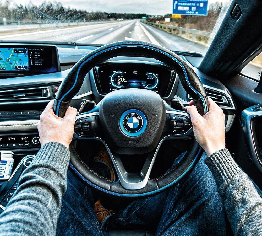 BMW i8 ресторатора