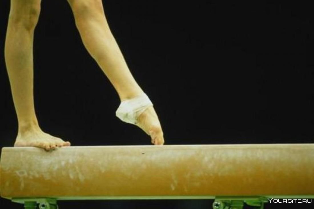 Художественная гимнастика бревно
