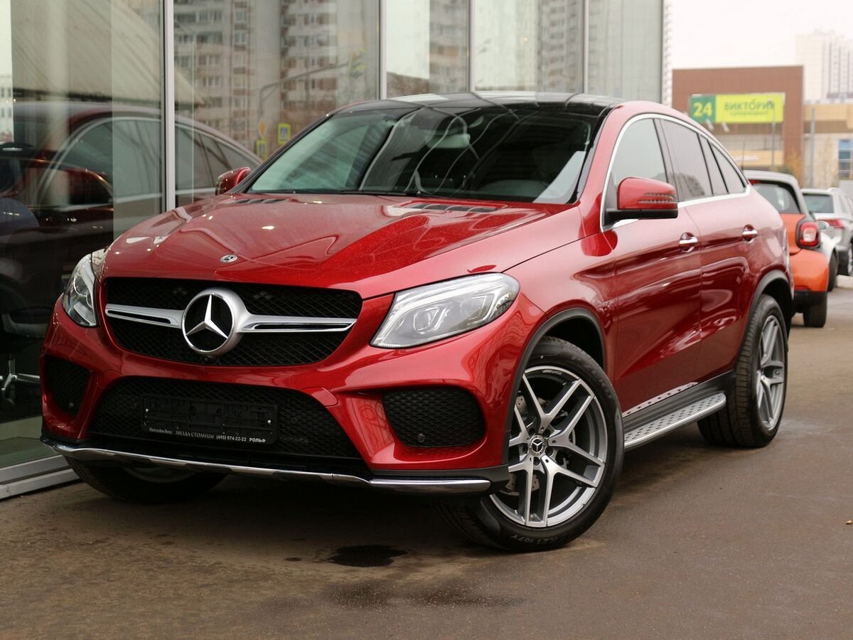 Mercedes Benz c292 GLE красный