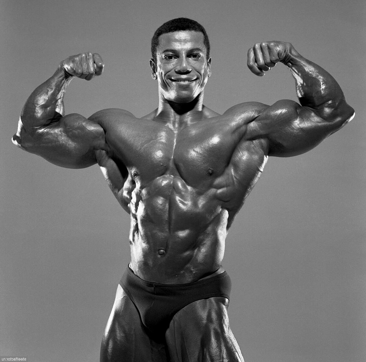 Крис Дикерсон бодибилдер