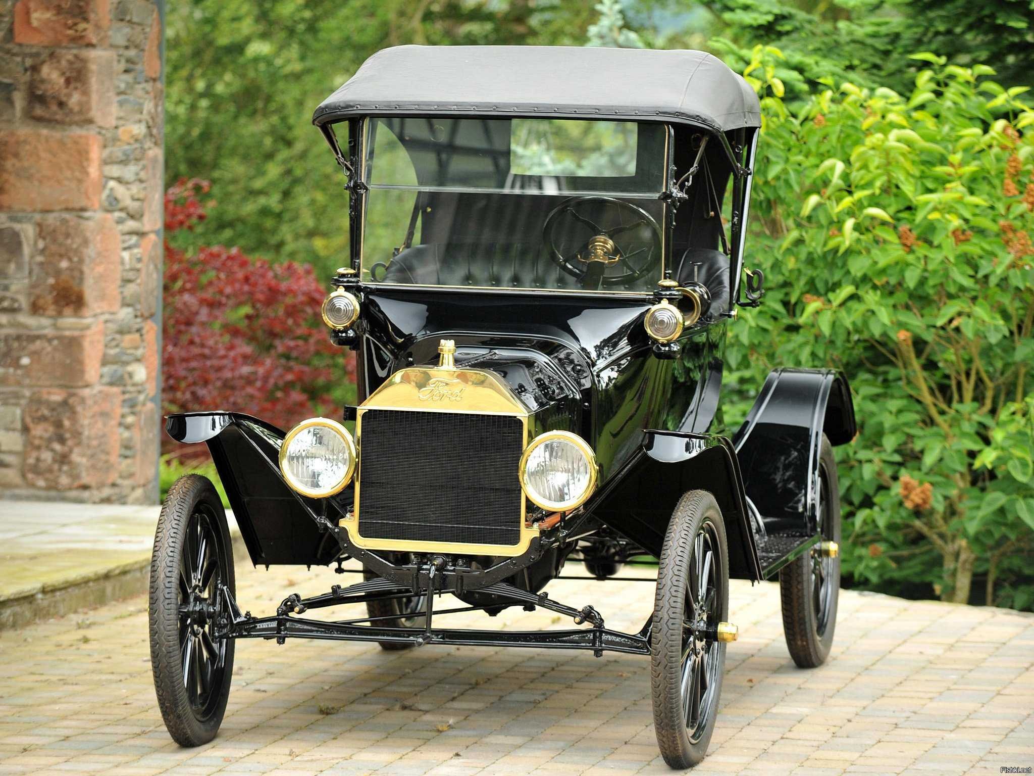 Год выпуска первой машины. Ford model t. «Ford model т» в 1908 г. Ford t 1915.