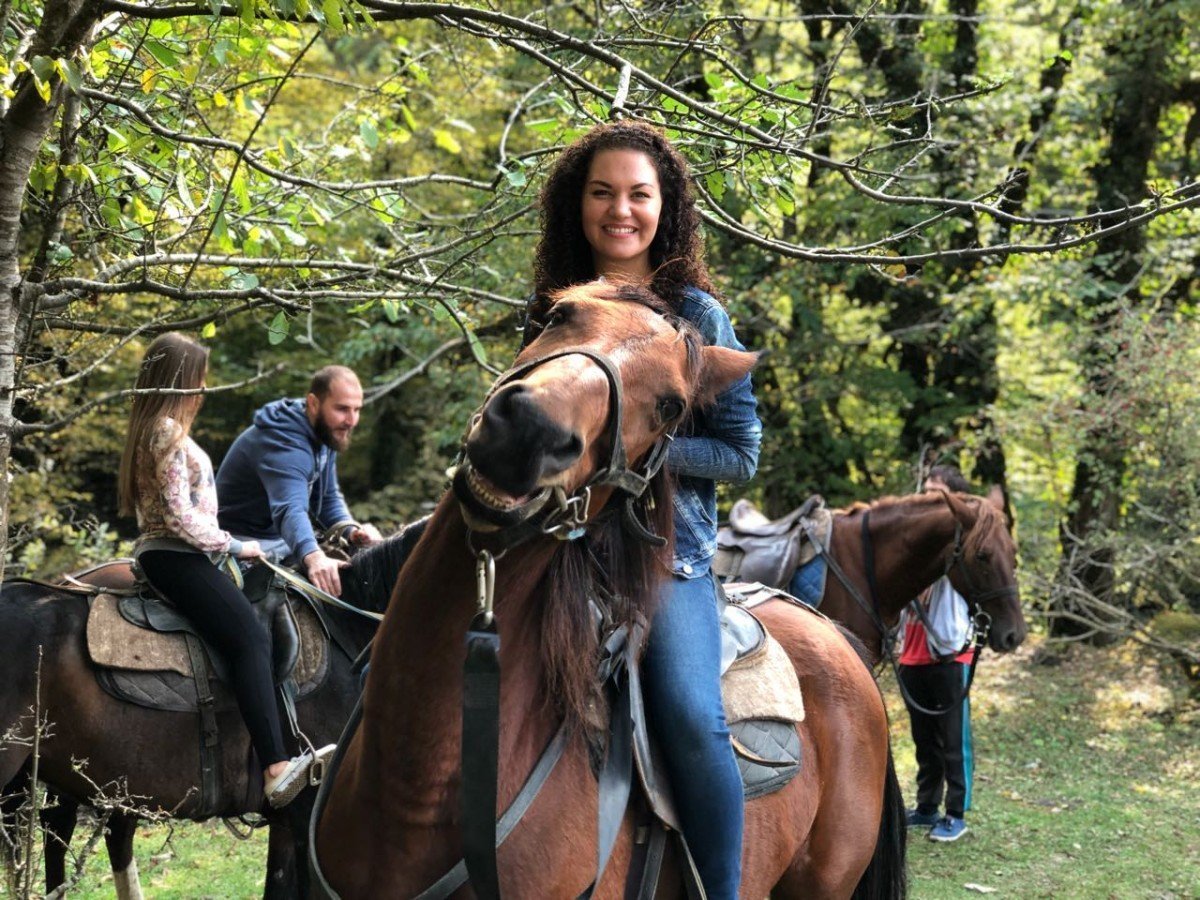 Екатерина Климова на лошади