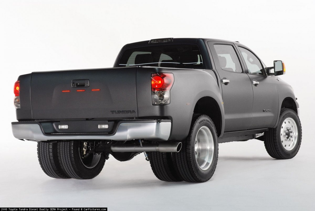 Toyota Tundra Dually