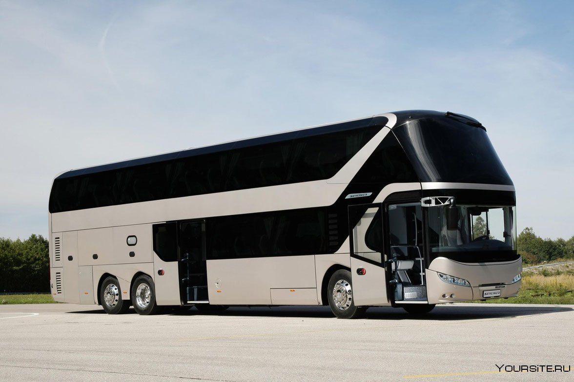 Автобус Neoplan Skyliner
