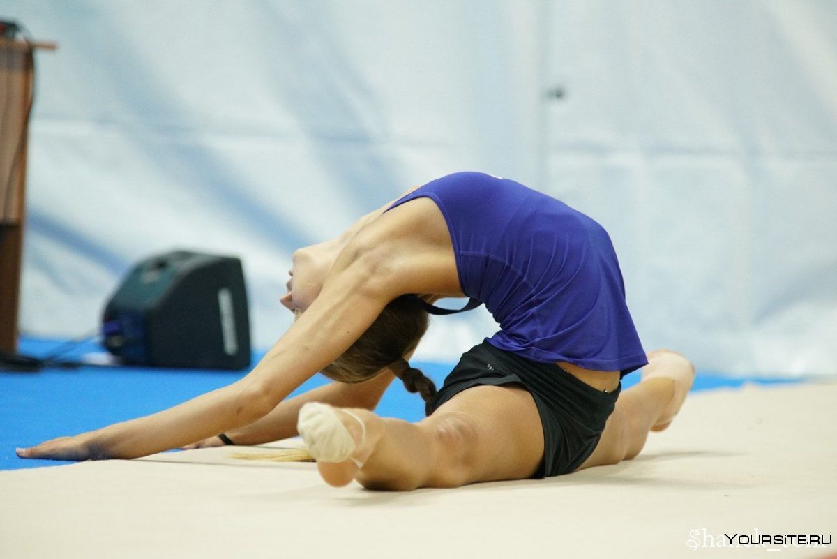 Юлия Бирюля гимнастка