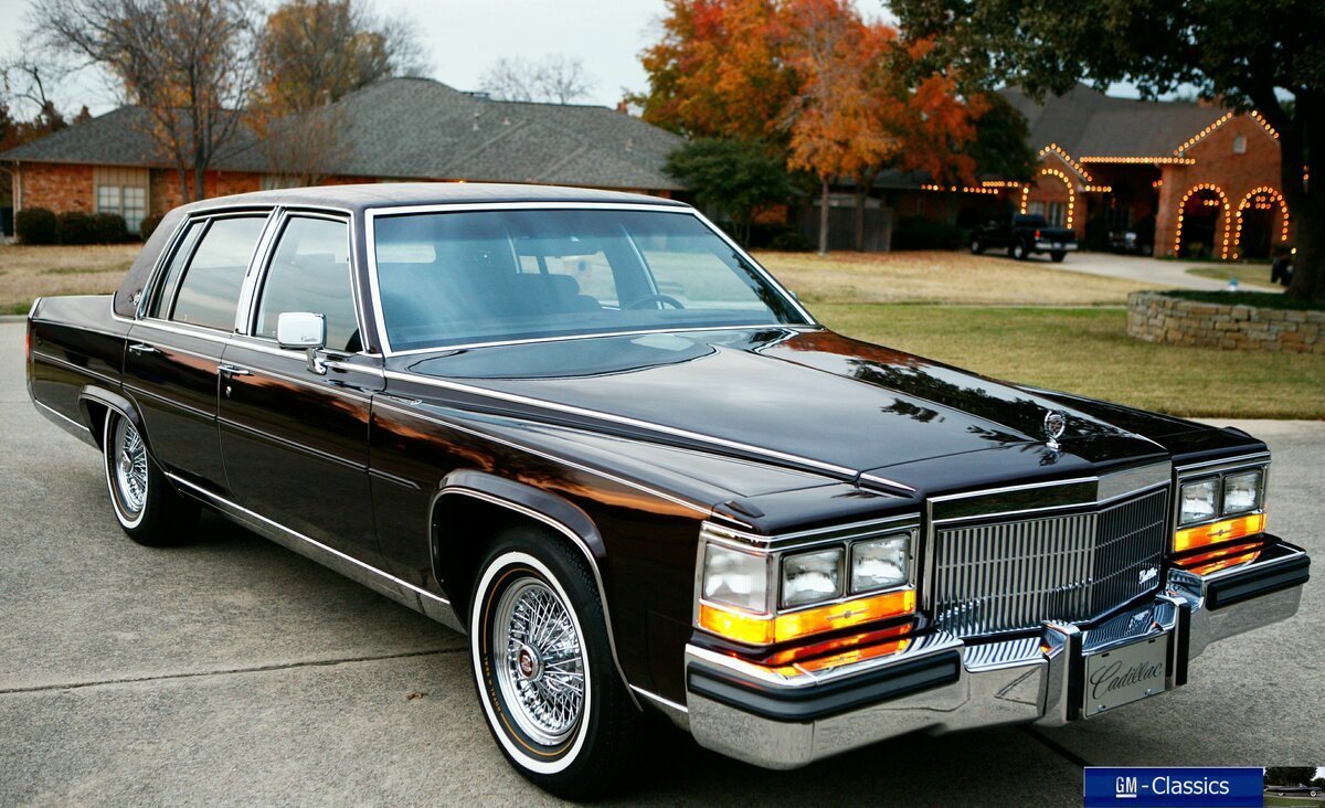 Cadillac Brougham 1989