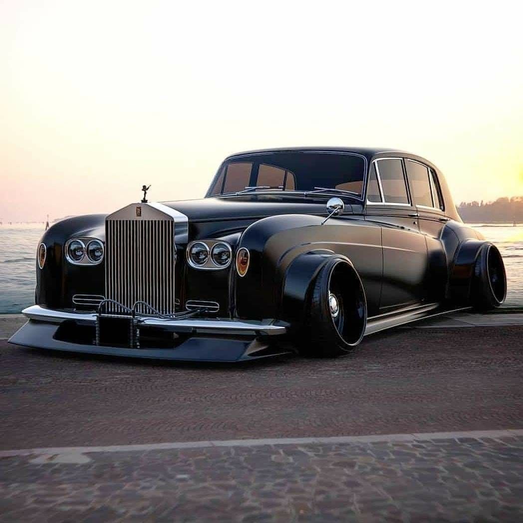 Rolls Royce stance