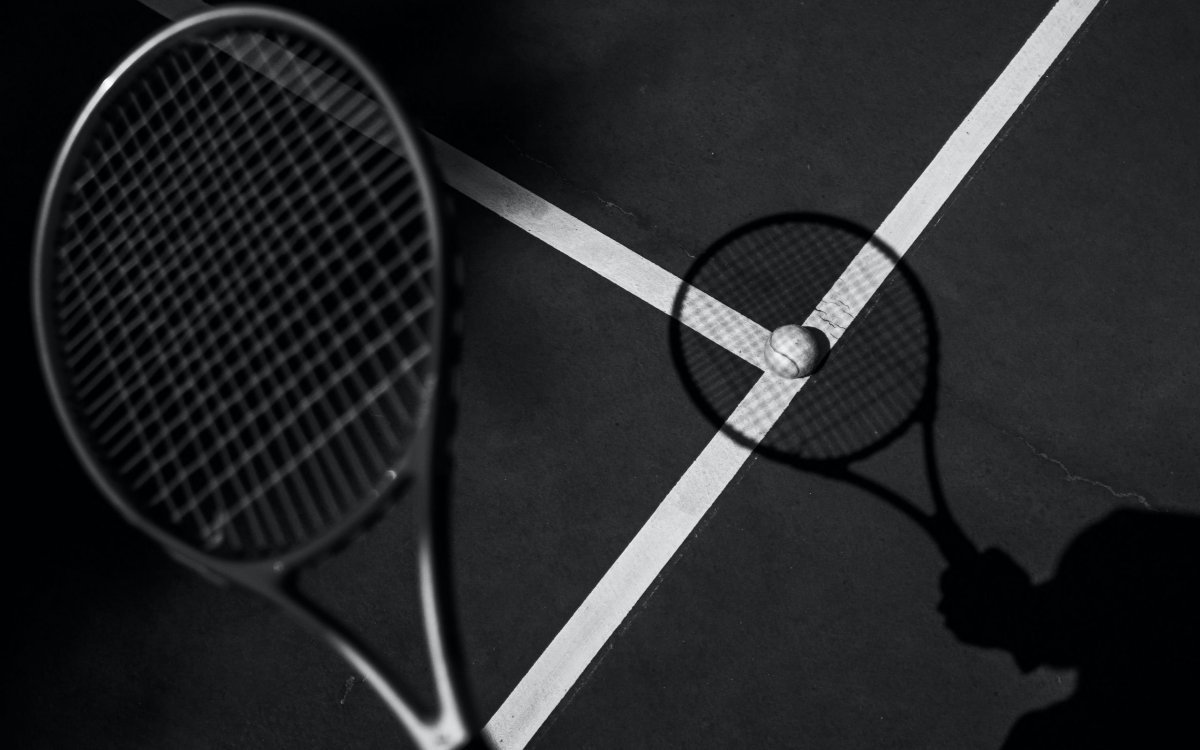 Теннисный корт теннисная ракетка