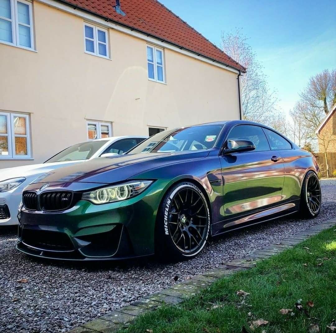 BMW f8 зеленая