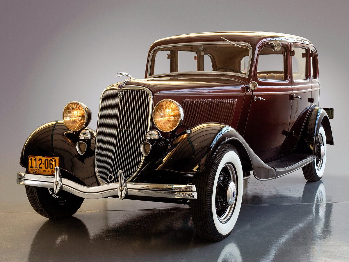 1933 Ford model 40 Deluxe Fordor