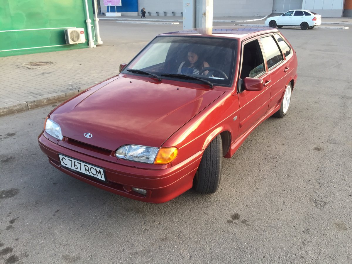 ВАЗ 2114 цвет калифорнийский Мак