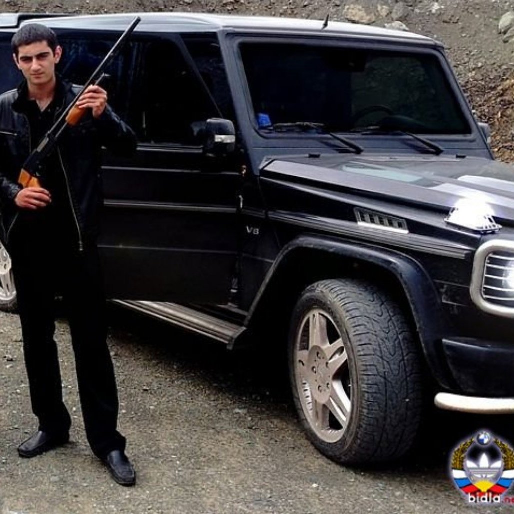 Бандиты на Гелендвагенах