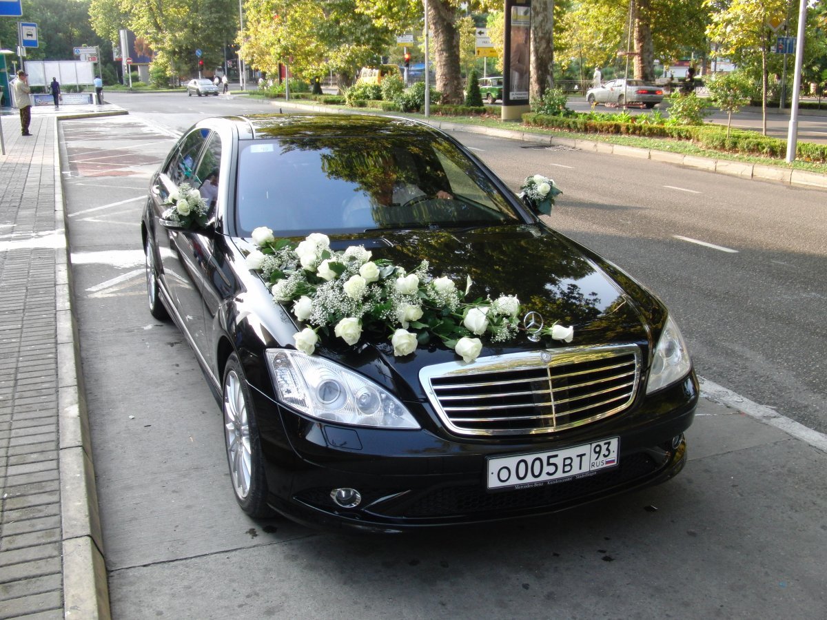 Свадебный Мерседес w221 с невестами