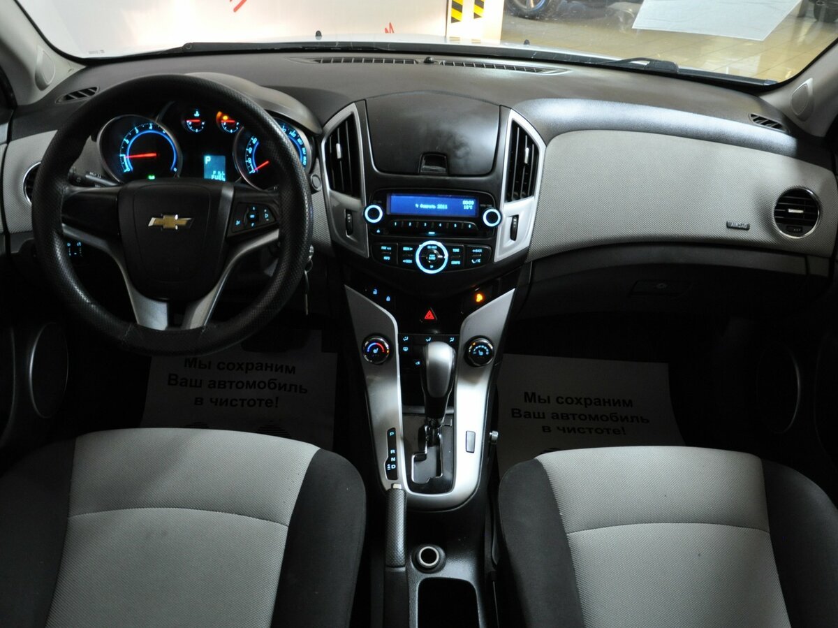 Шевроле Круз 2013 1.6 автомат