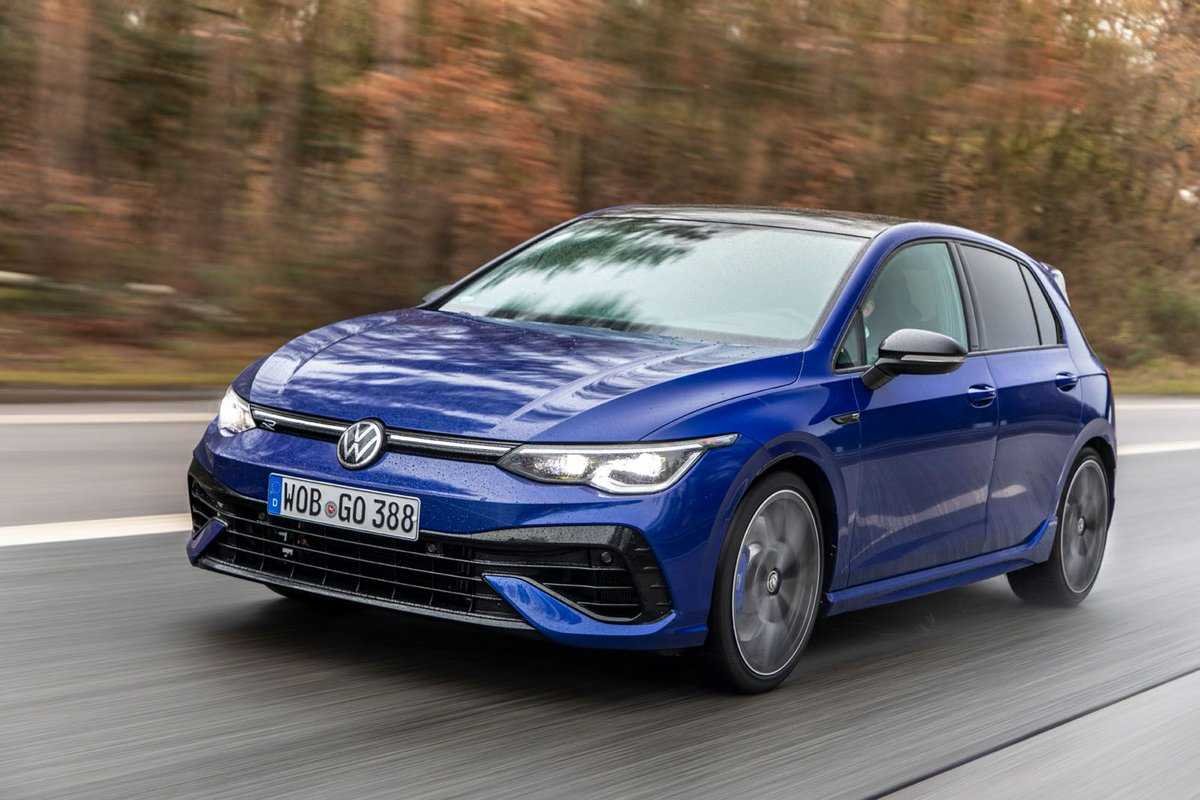 Новый Volkswagen Golf r 2021