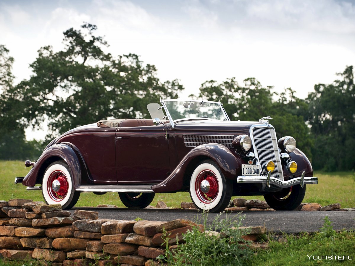 1935 Ford Deluxe